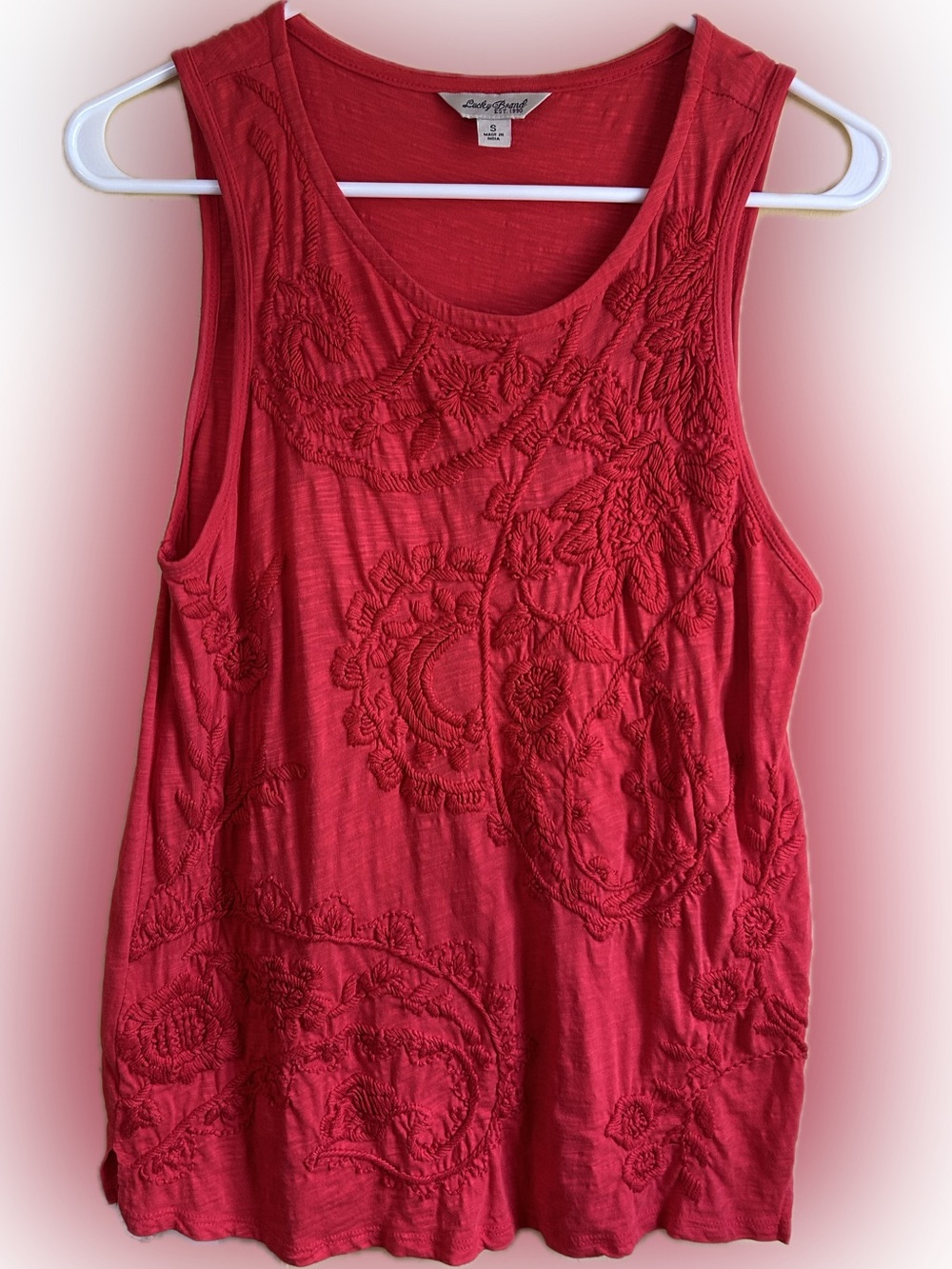 Lucky Brand women’s size Small Red Embroidered Sleeveless Tank Top